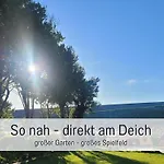Dree Gevels Huus - Deichhaus Mit 2 Fuer 6 Personen - 350 M Zur Nordsee - Gartenstrand, Sauna & Kamin - E-ladestation