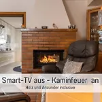 Dree Gevels Huus - Deichhaus Mit 2 Fuer 6 Personen - 350 M Zur Nordsee - Gartenstrand, Sauna & Kamin - E-ladestation 하를레질