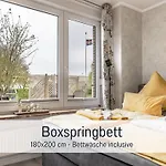 펜션 Dree Gevels Huus - Deichhaus Mit 2 Fuer 6 Personen - 350 M Zur Nordsee - Gartenstrand, Sauna & Kamin - E-ladestation 하를레질