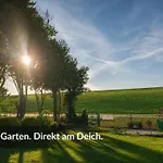 Dree Gevels Huus - Deichhaus Mit 2 Fuer 6 Personen - 350 M Zur Nordsee - Gartenstrand, Sauna & Kamin - E-ladestation Dom wakacyjny