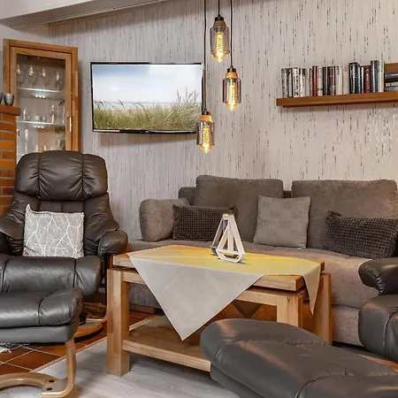 Dree Gevels Huus Fuer Mehrgenerationen-ferien Grosser Garten, Innen-und Aussenkamin, Sauna, Wallbox *