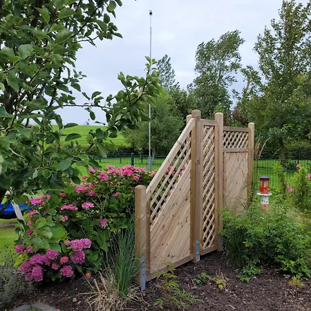 Tatil Evi Dree Gevels Huus Fuer Mehrgenerationen-ferien Grosser Garten, Innen-und Aussenkamin, Sauna, Wallbox Harlesiel