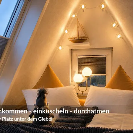 Dree Gevels Huus - Exklusives Deichhaus Mit 2 Separaten Fuer 6 Personen - 350 M Zur Nordsee - Gartenstrand, Sauna & Kamin - E-ladestation *