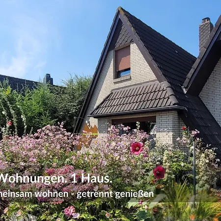 Dree Gevels Huus - Exklusives Deichhaus Mit 2 Separaten Fuer 6 Personen - 350 M Zur Nordsee - Gartenstrand, Sauna & Kamin - E-ladestation *