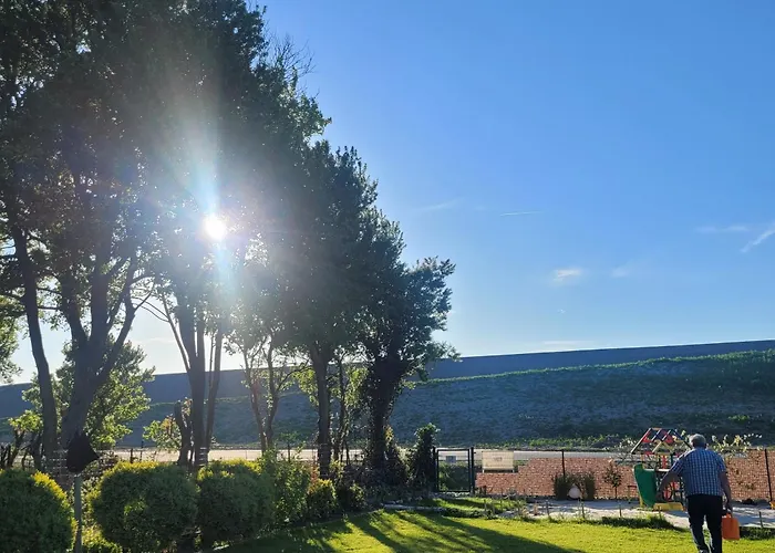 Nyaraló Dree Gevels Huus Fuer Mehrgenerationen-ferien Grosser Garten, Innen-und Aussenkamin, Sauna, Wallbox